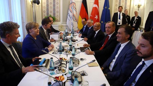 Эрдоган и Меркель провели переговоры в Гамбурге
