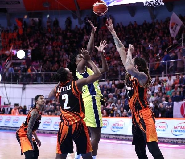Fenerbahçe Kadın Basketbol Takımı Finalde!