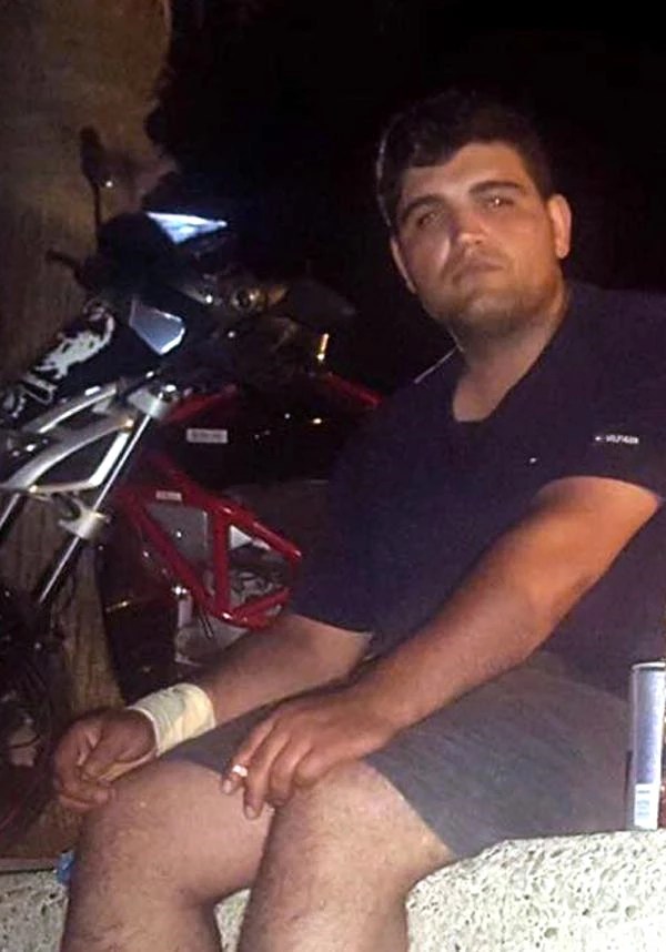 Antalya'da İşten Çıkarılan Garson 3 Kişiyi Öldürüp, İntihar Etti (3)