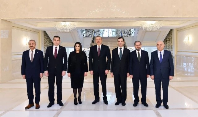 Çalışma Bakanı Sarıeroğlu Azerbaycan'da
