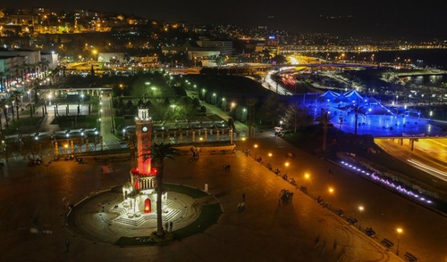 Türkiye'den 'Dünya Saati' manzaraları