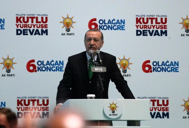 Some businessmen trying to take assets abroad: Erdoğan