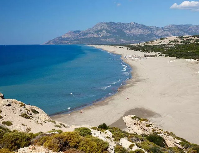 Beautiful beach sites zoned for construction in Mediterranean’s Antalya