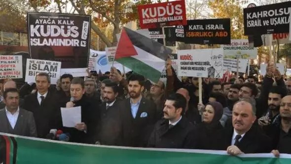 Denizlide Kudüs protestosu