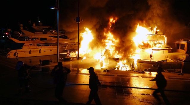 Marmaris Yat Limanı’nda yangın! Yatlar kül oldu…