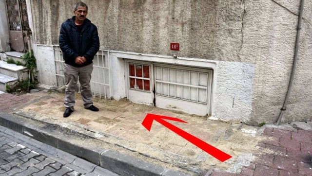 Fatih'te kaldırım taşlarıyla kapatılan ev