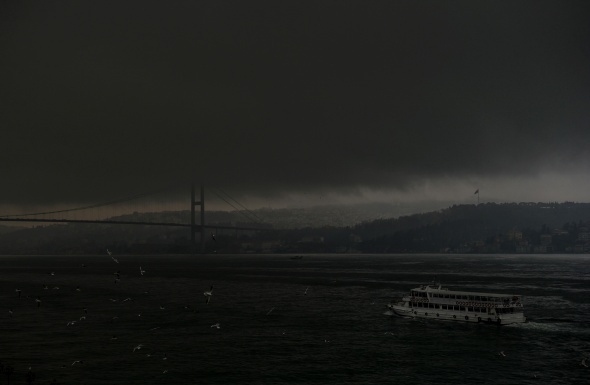Kar bekleyen İstanbul’dan ürkütücü manzara