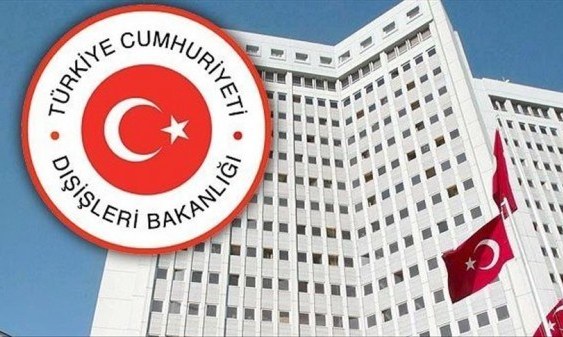 МИД Турции встал на защиту Эрдогана перед ФРГ