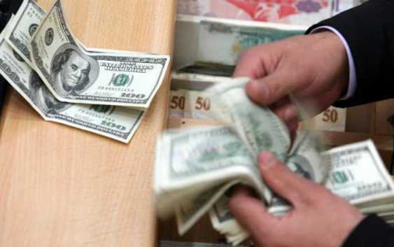 Доллар бьет новый рекорд: 4,04 лиры