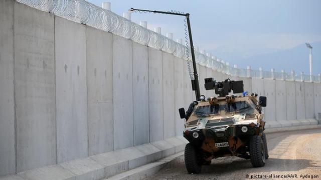 Стена на границе Турции с Сирией