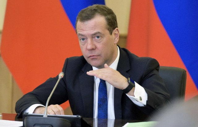 Дмитрий Медведев ile ilgili görsel sonucu